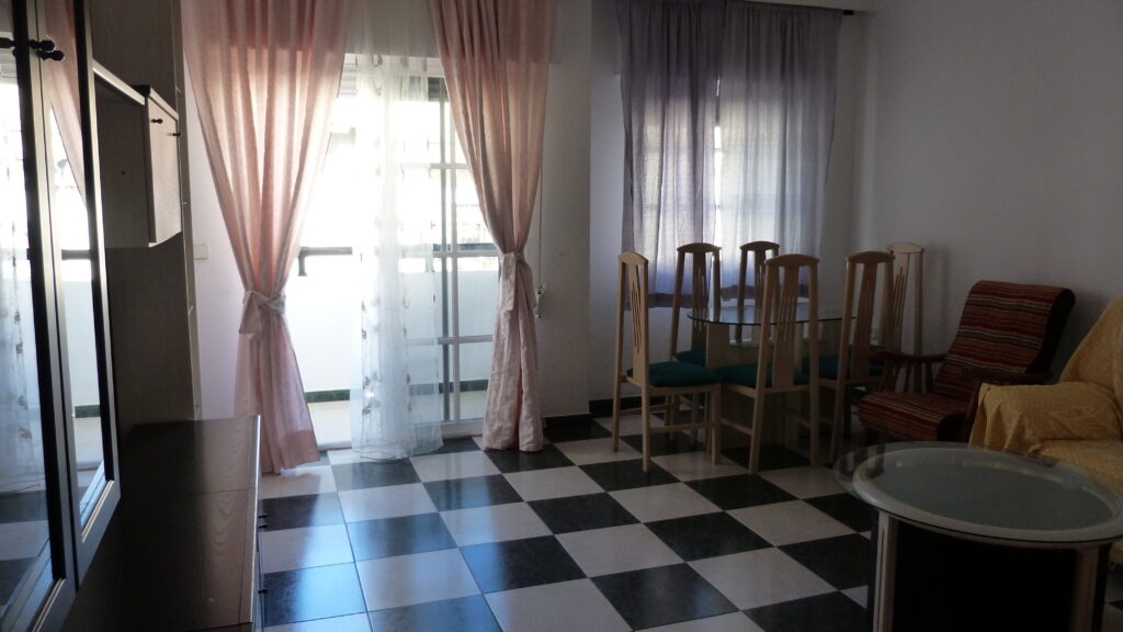 0376 – Piso en Salobreña