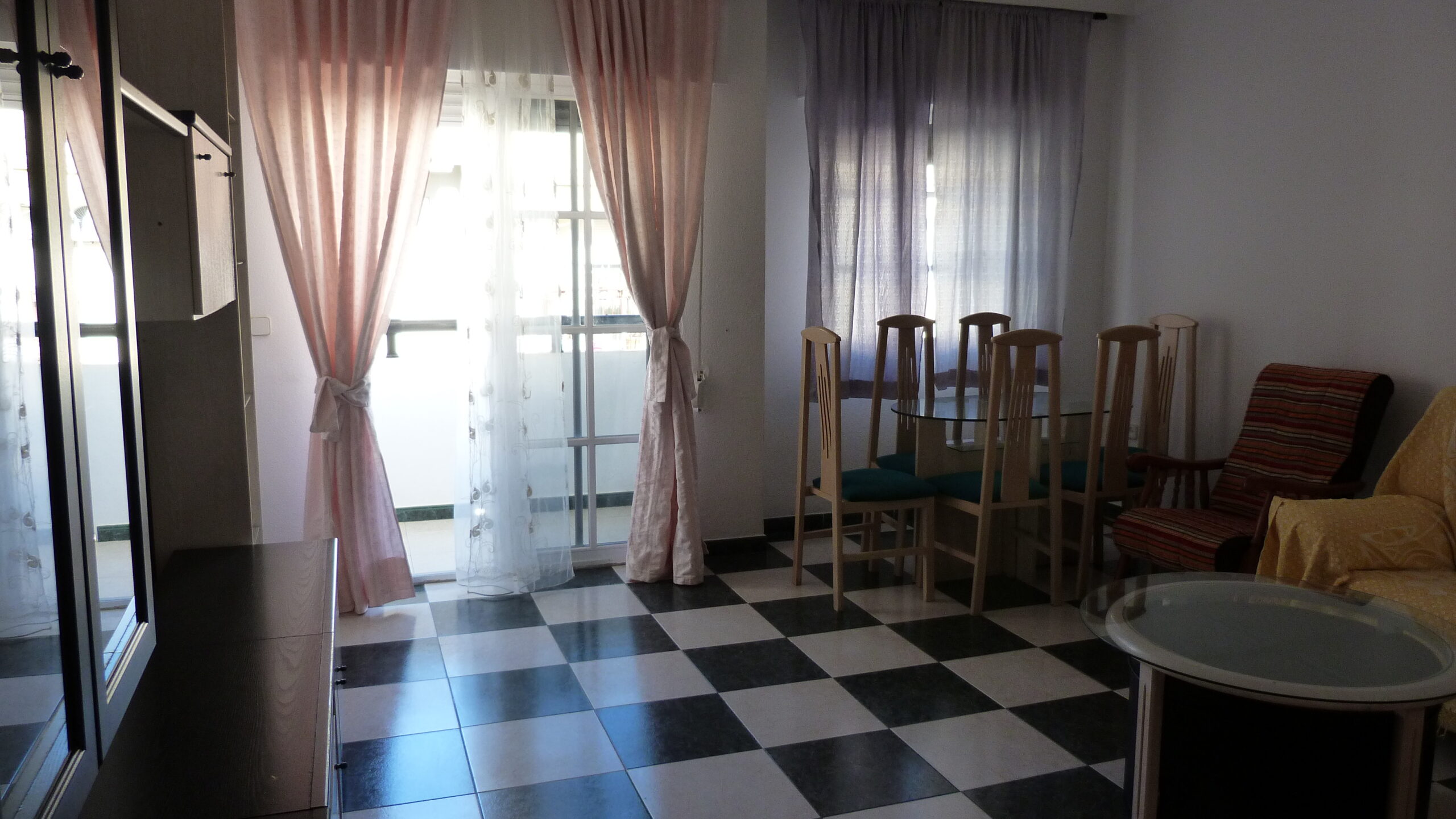 0376 – Piso en Salobreña